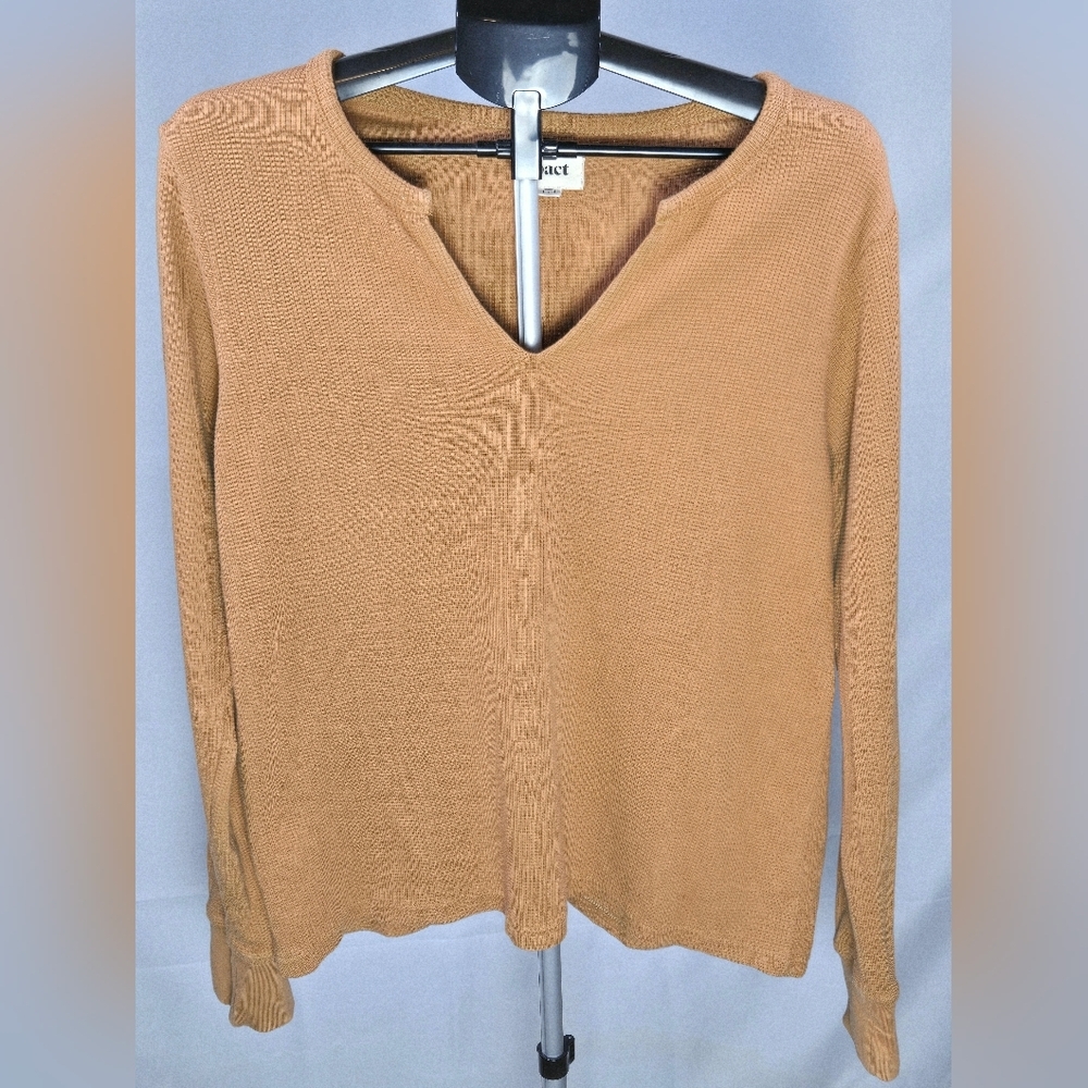 Pact 100% Organic Cotton Waffle Knit Elevated Basic V-Neck Top, Large